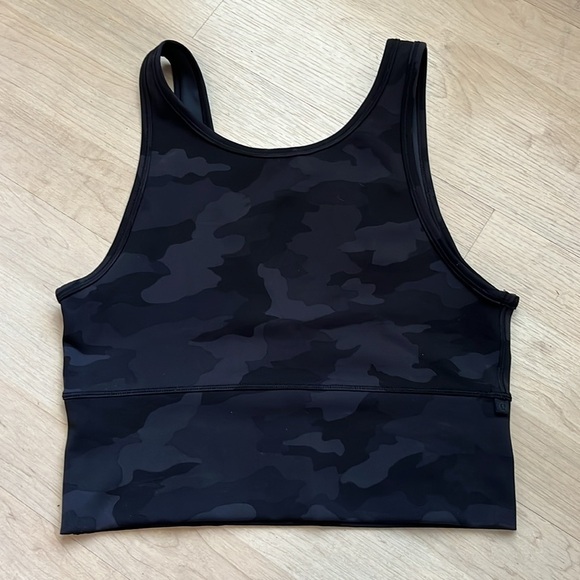 Lulu Lemon Power Pivot Tank Top Black Camo High Neck Deep V Size Medium - Picture 3 of 7